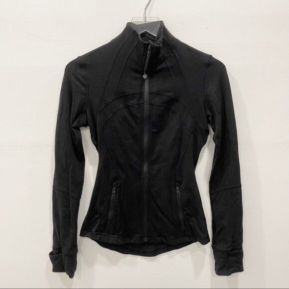 Lululemon Black Define Jacket Lyon Size 4 Kate Middleton Athleisure - Picture 3 of 10